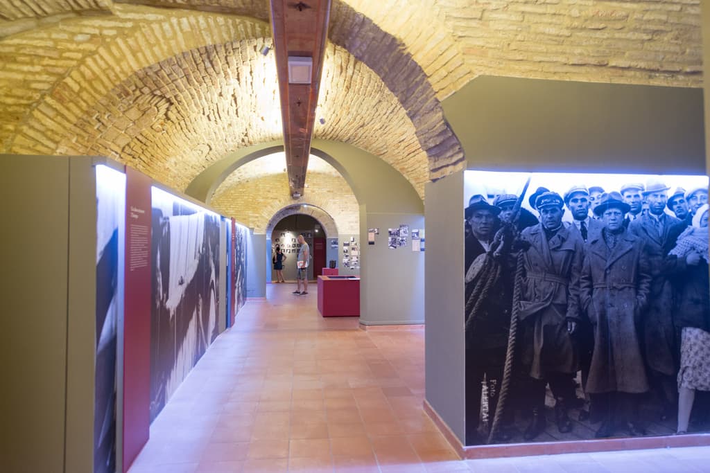 QUANDO NOI ERAVAMO COME LORO. IL MUSEO DELL'IMMIGRAZIONE A RECANATI